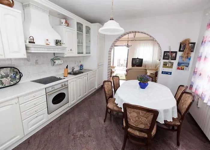 In 39335 Apartment