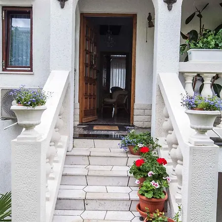 Apartment In 39335 Crikvenica